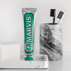 خمیر دندان نعنا کلاسیک مارویس Marvis Classic Strong Mint 85Ml