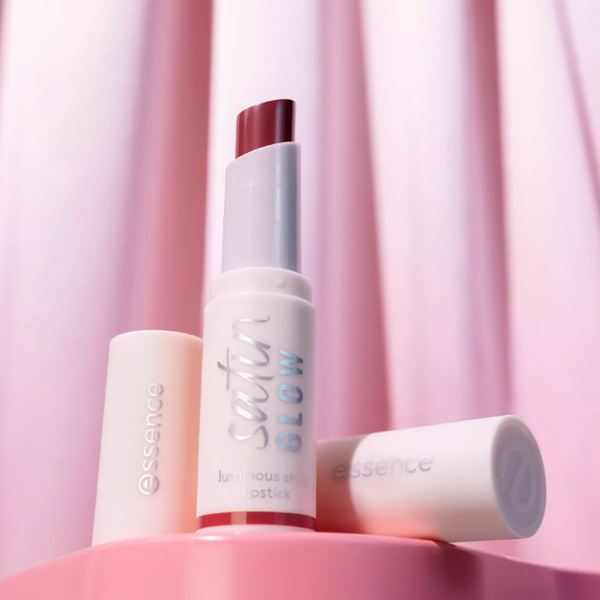 رژ لب جامد ساتین گلو اسنس Essence Satin Glow Whole - Image 5